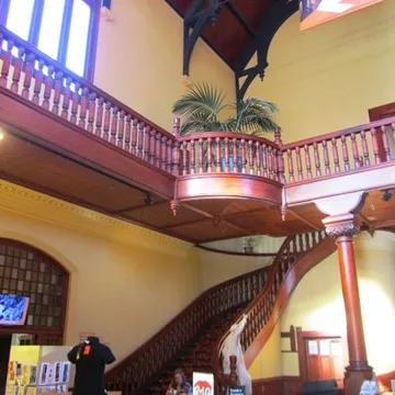 Attraction or tour (sample photo)